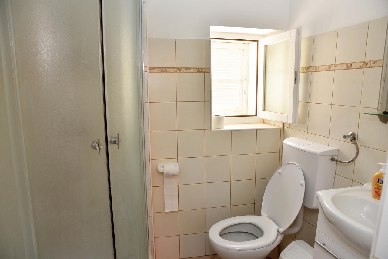 Apartman Nives Lubenice Exterior foto